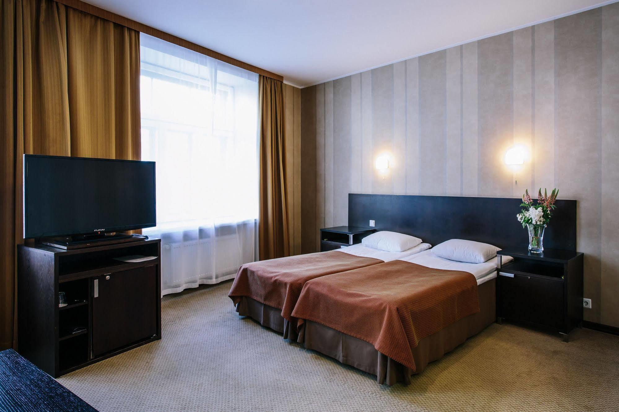 Hestia Hotel Maestro Old Town Tallinn Ngoại thất bức ảnh