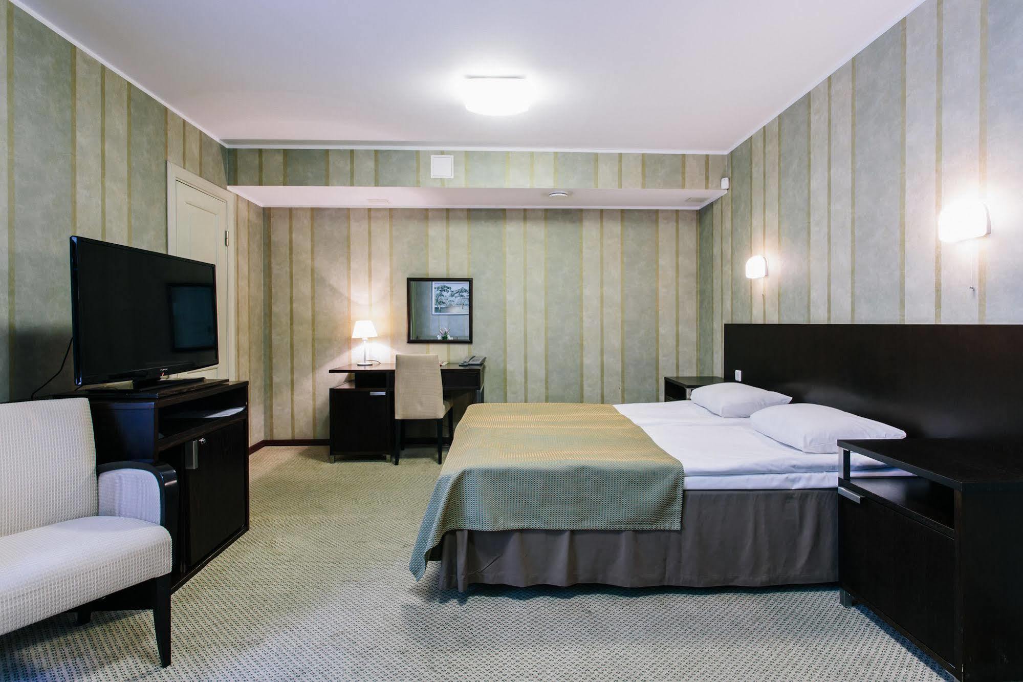 Hestia Hotel Maestro Old Town Tallinn Ngoại thất bức ảnh